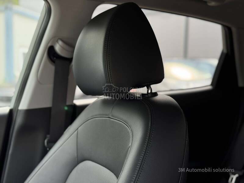 Hyundai Kona 1.6D/Premium/Pano