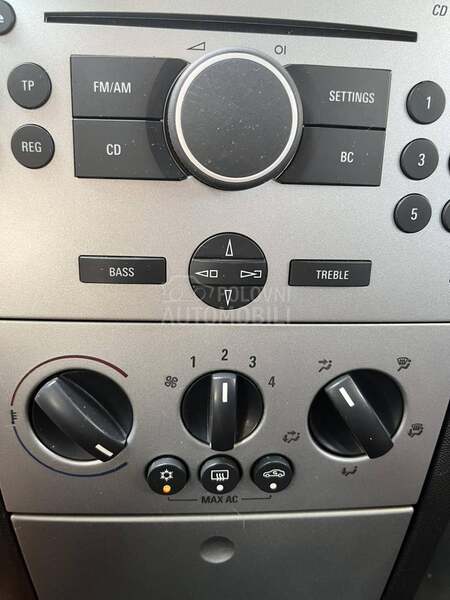 Opel Meriva CH