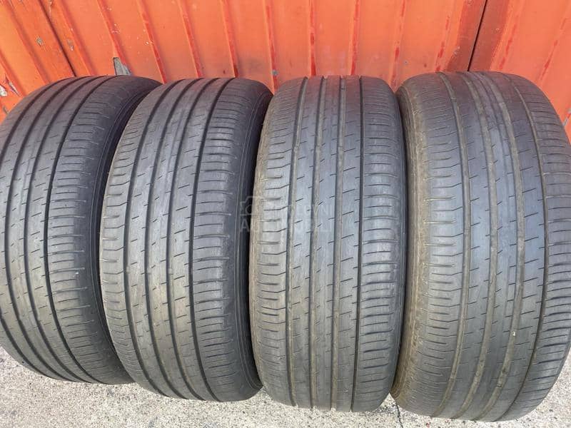 Falken 215/55 R17 Letnja