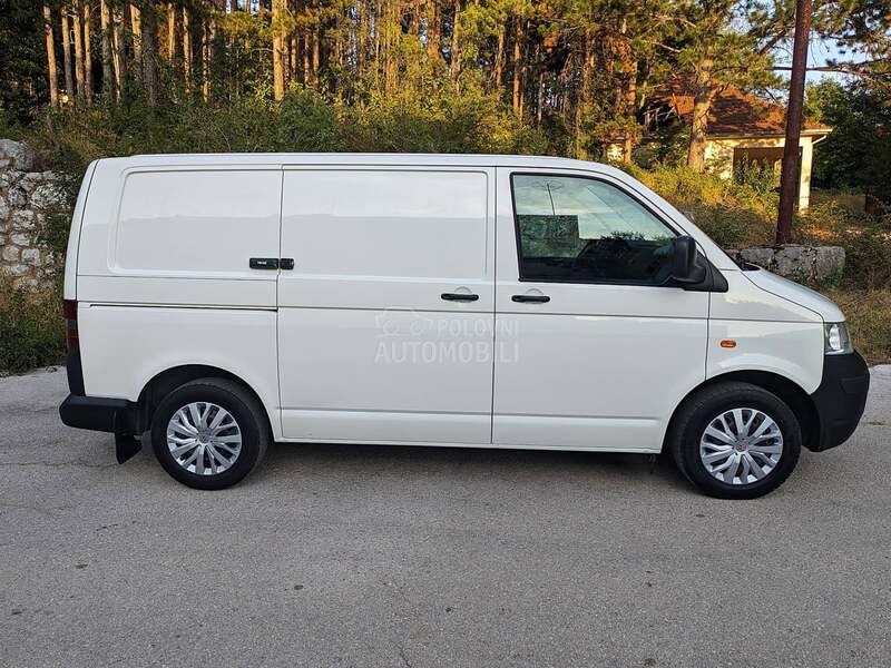 Volkswagen Transporter T5 1.9 TDI