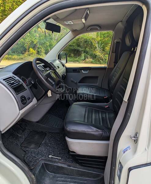 Volkswagen Transporter T5 1.9 TDI