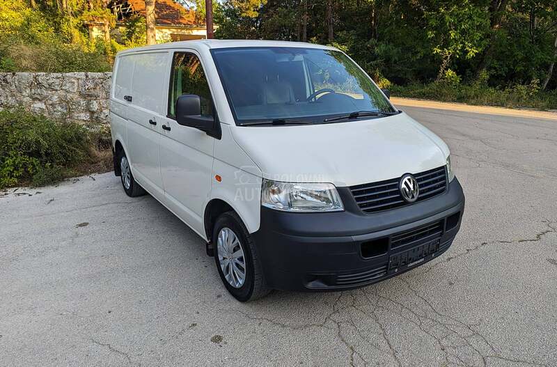 Volkswagen Transporter T5 1.9 TDI