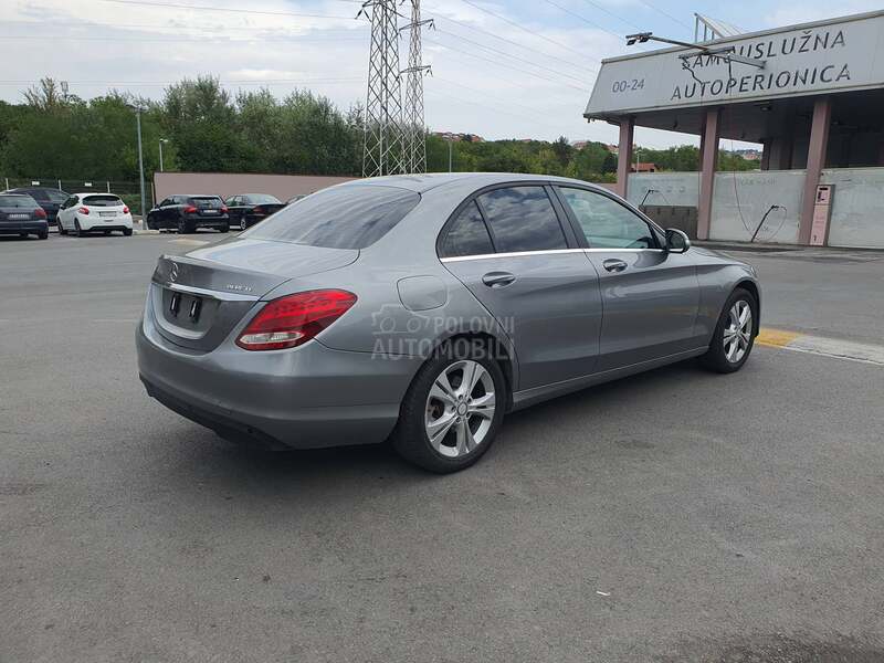 Mercedes Benz C 220 