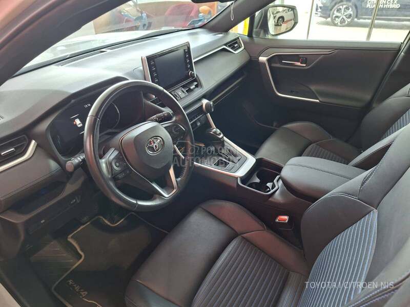 Toyota RAV 4 