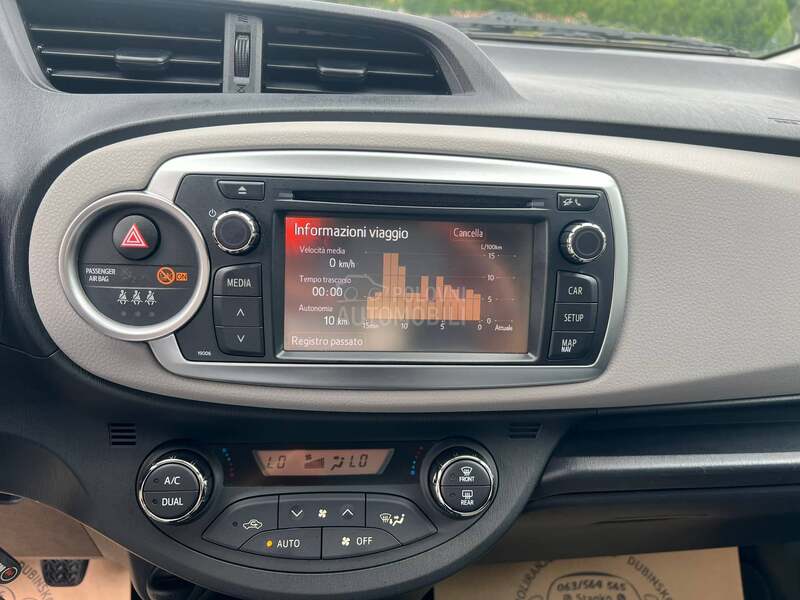 Toyota Yaris 1 . 0 /O R G  K M/