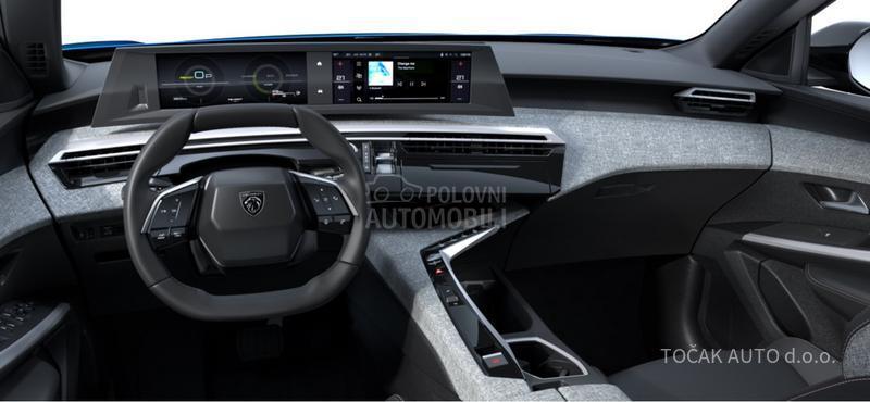 Peugeot 3008 1.2 HY ALLURE