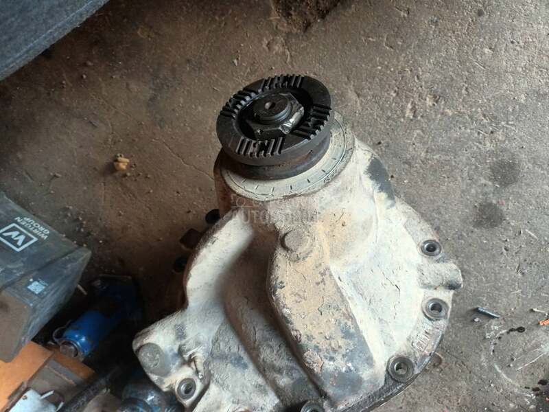Deferencijal od Atega 815
