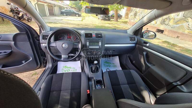 Volkswagen Golf 5 NOV.OO
