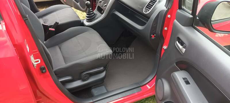 Opel Agila 