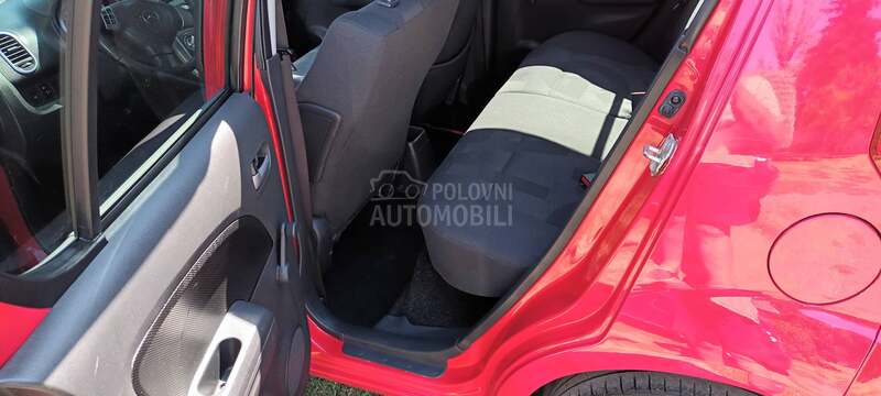 Opel Agila 