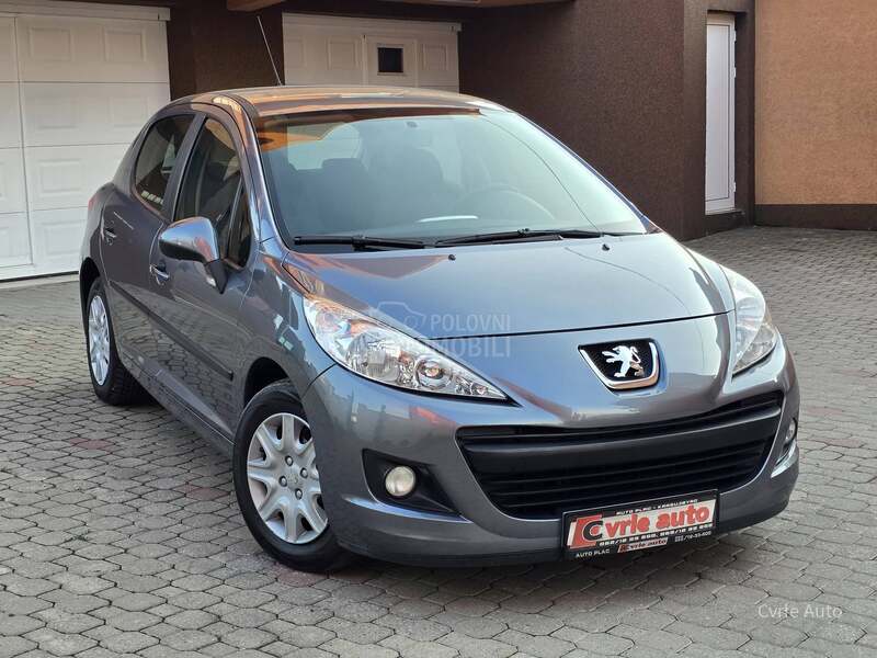 Peugeot 207 1.4 8V BUKVALNO N0V