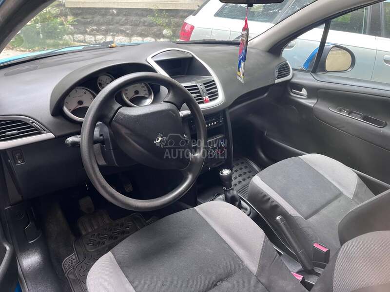 Peugeot 207 1.6 HDI