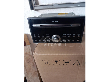 cd plejer Sony za Ford C-Max