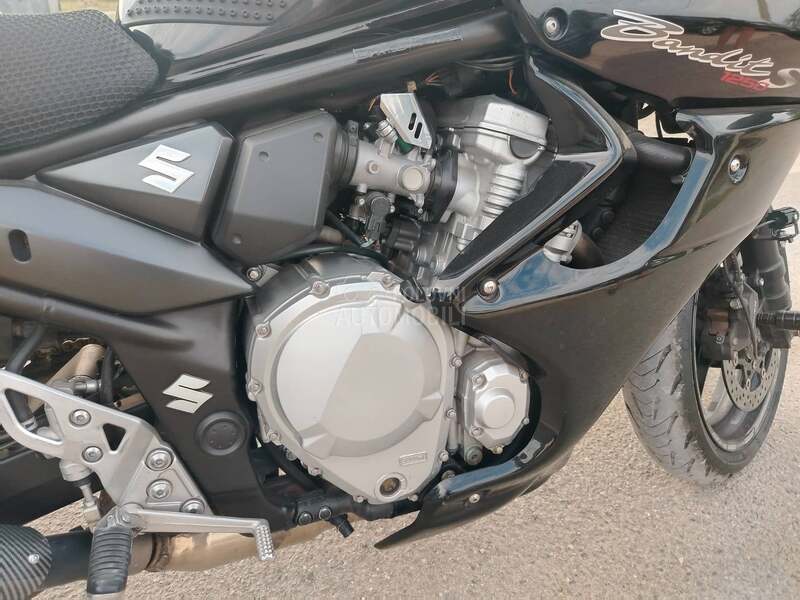Suzuki bandit