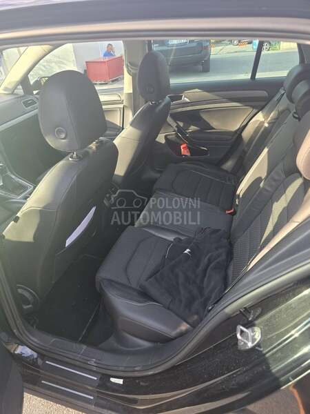 Volkswagen Golf 7 