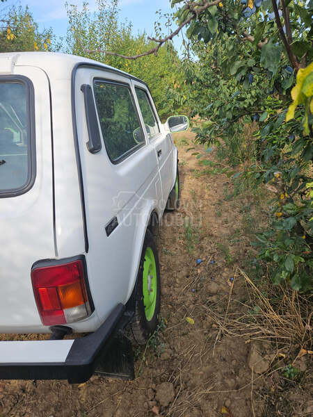 Lada Niva 