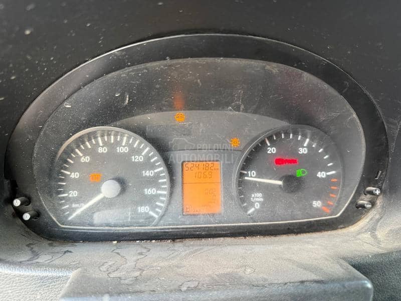 Mercedes Benz Sprinter 311