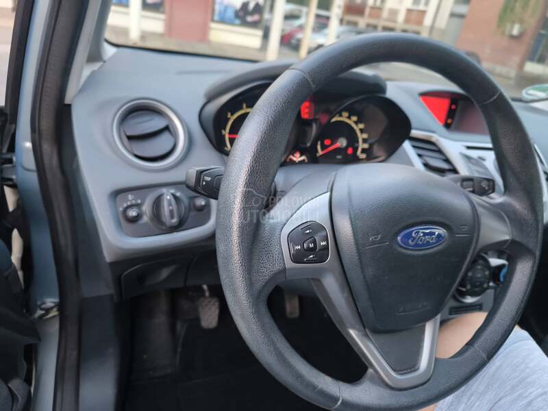 Ford Fiesta 1.4.b.e.n.z.