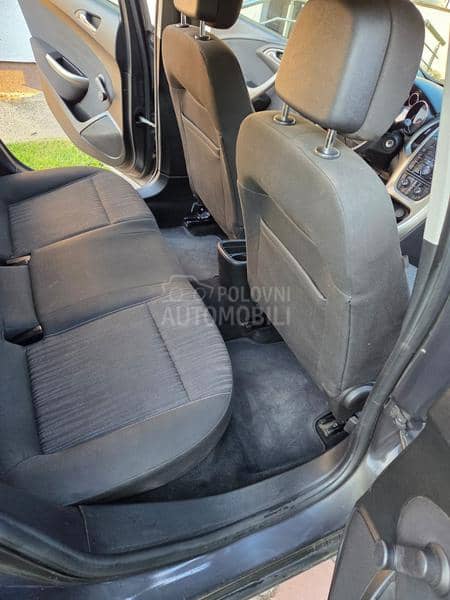 Opel Astra J 1.7 CDTI