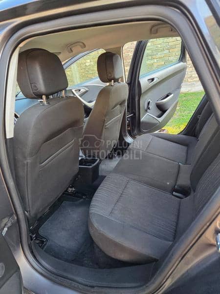 Opel Astra J 1.7 CDTI