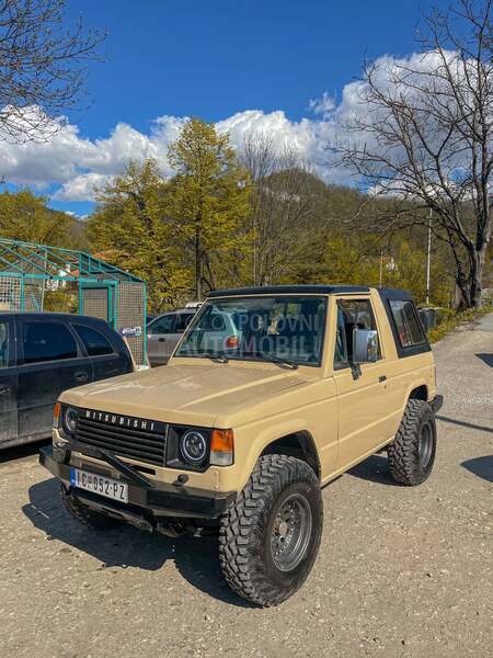 Mitsubishi Pajero kabrio