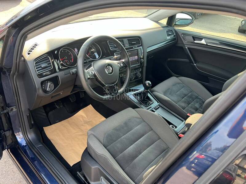 Volkswagen Golf 7 1.4 TSI HIGHLINE CH