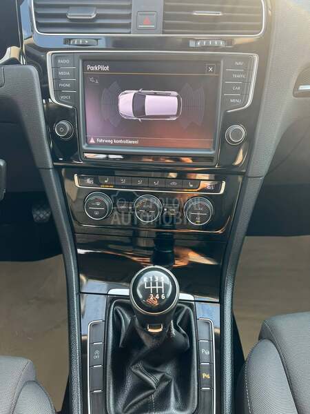 Volkswagen Golf 7 1.4 TSI HIGHLINE CH