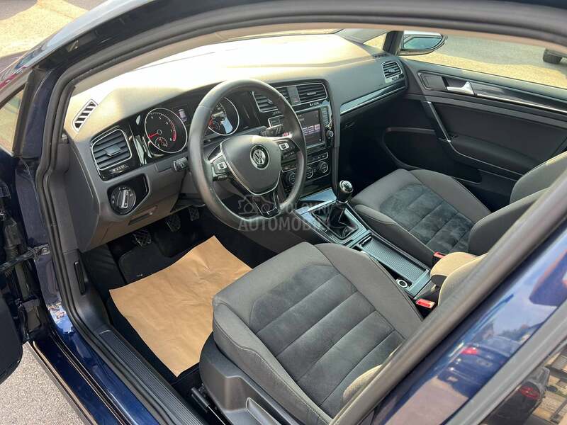 Volkswagen Golf 7 1.4 TSI HIGHLINE CH
