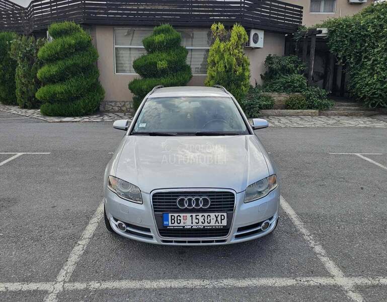 Audi A4 2.0tdi / XENON /