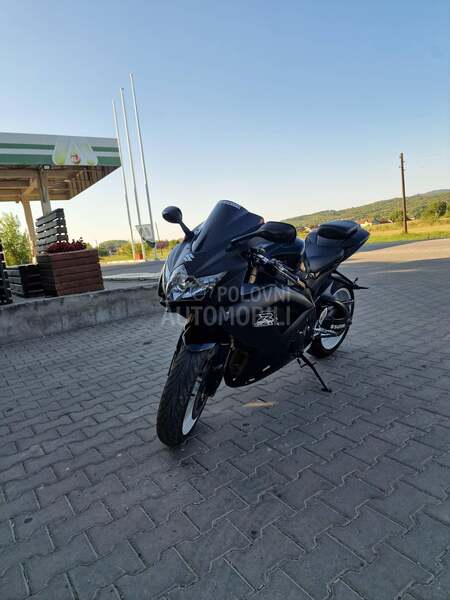 Suzuki gsxr