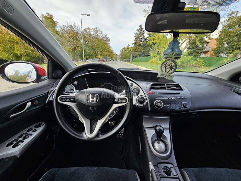 Honda Civic 1.8 i-Vtec