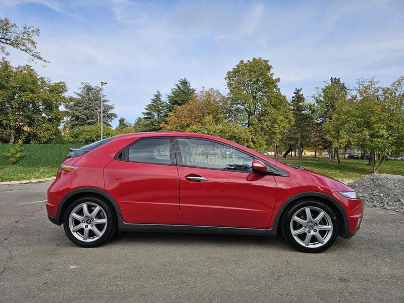 Honda Civic 1.8 i-Vtec