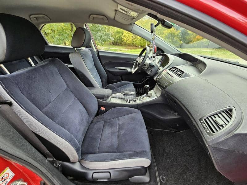 Honda Civic 1.8 i-Vtec