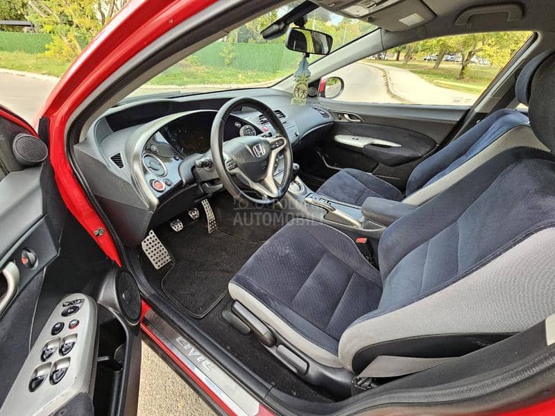 Honda Civic 1.8 i-Vtec