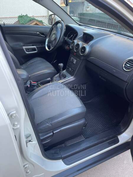 Opel Antara 