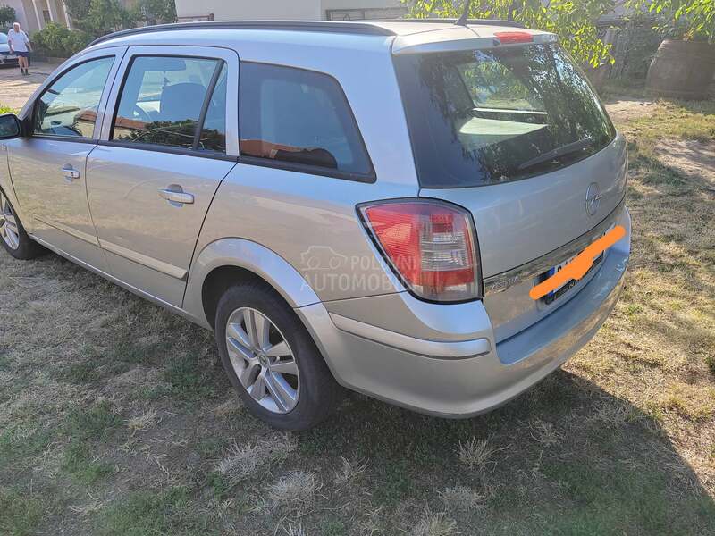 Opel Astra H 