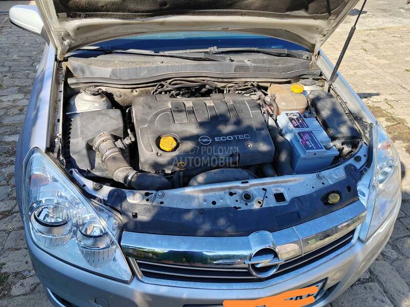 Opel Astra H 