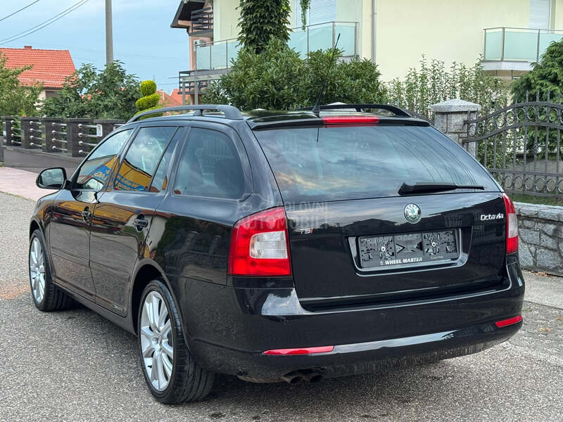 Škoda Octavia TSI DSG CH