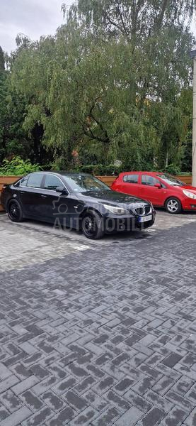 BMW 520  BMW 520