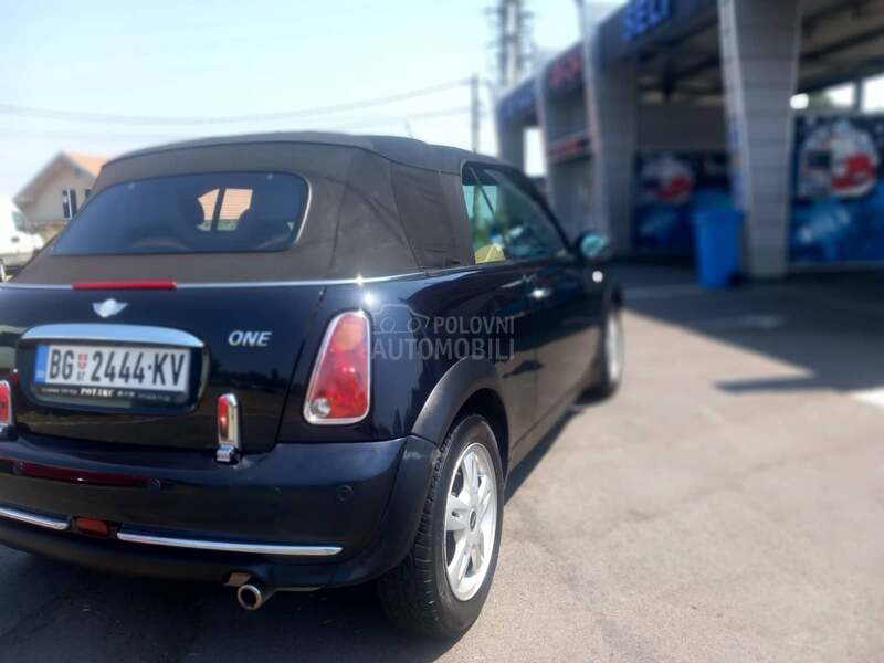 MINI One 
