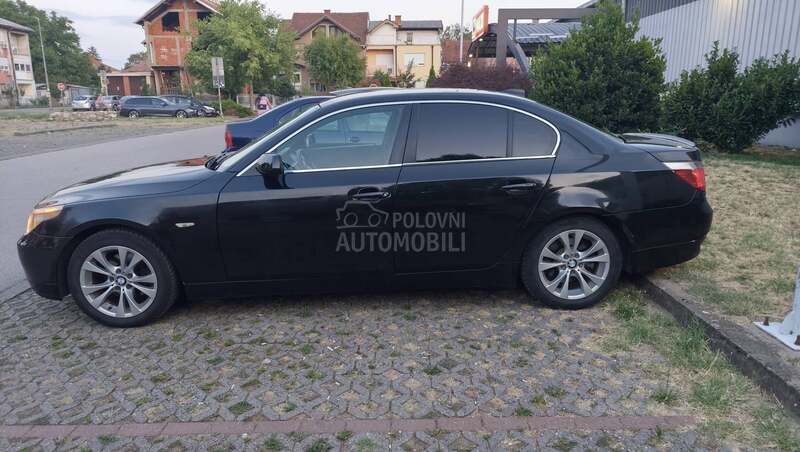 BMW 525 
