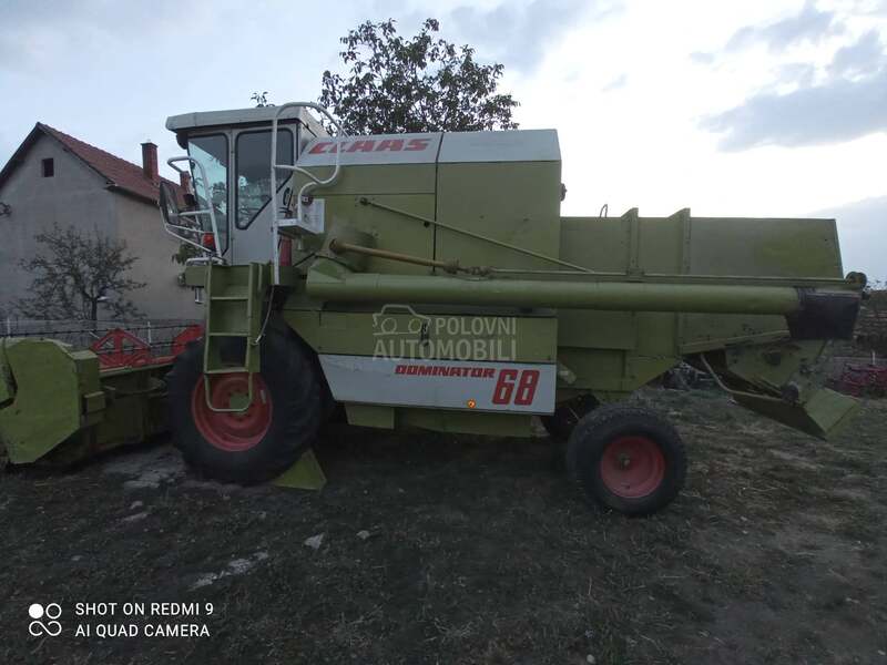 Claas Dominator 68