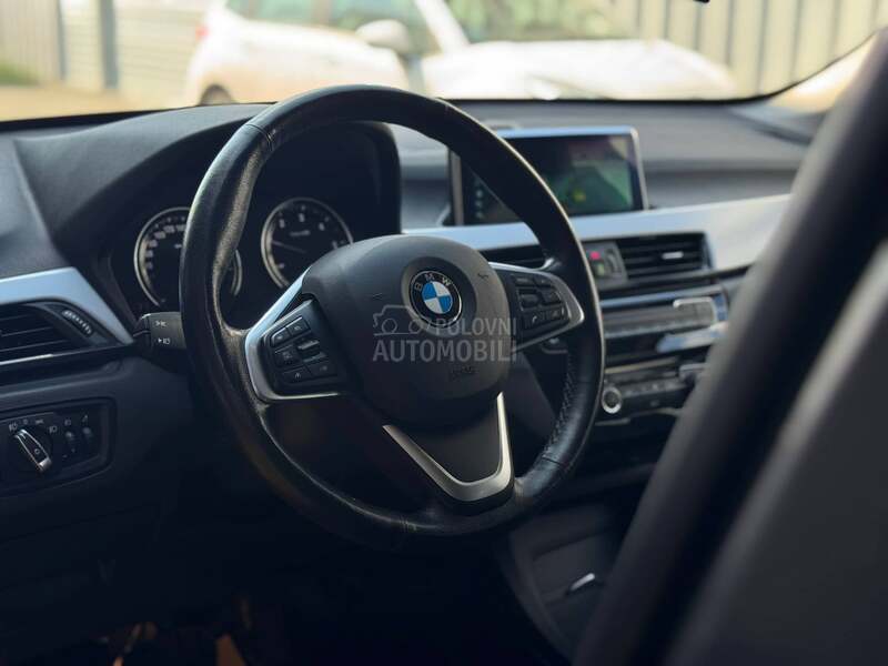 BMW X1 16D/Auto/Kamera