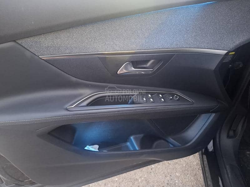 Peugeot 3008 ALURE A.T.LED