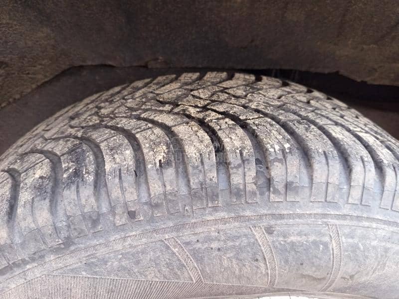 Ostalo 245/70 R16 Sve sezone