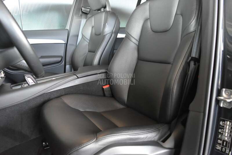 Volvo XC90 20 B5 Momentum AWD