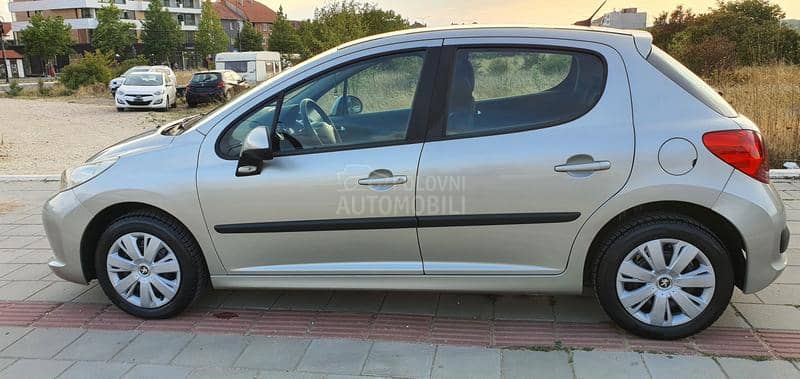 Peugeot 207 1.6 b