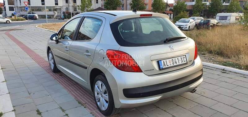 Peugeot 207 1.6 b