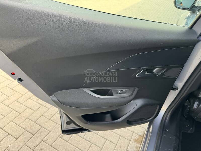 Peugeot 2008 Active business