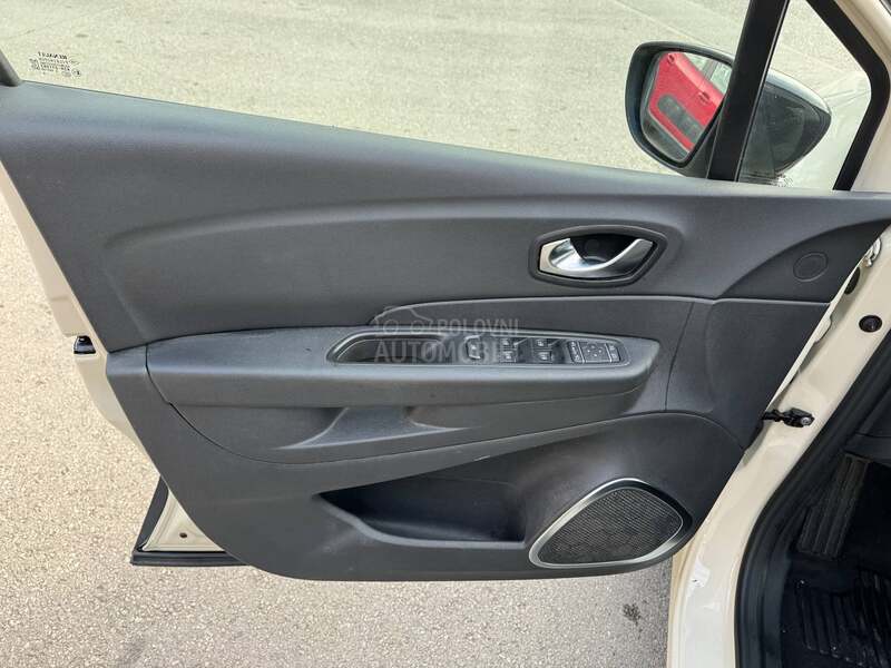 Renault Captur INTENS 0.9TCE